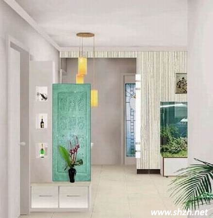 廁所有兩個(gè)門