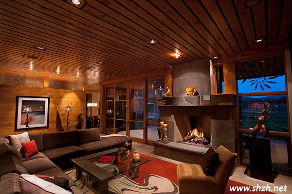 美式鄉(xiāng)村風格別墅客廳裝修