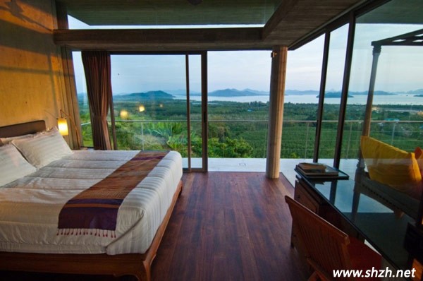 東南亞泰國(guó)風(fēng)別墅臥室裝修